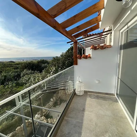 Breath Taking Seaview At Lighthouse פאפוס