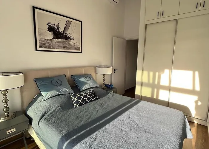 Breath Taking Seaview At Lighthouse Apartament