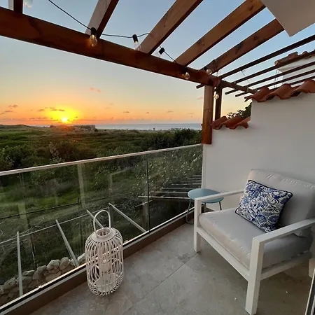 Breath Taking Seaview At Lighthouse